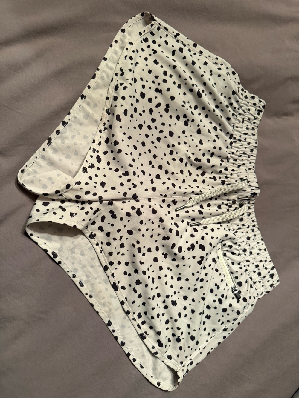 Vuori Shorts